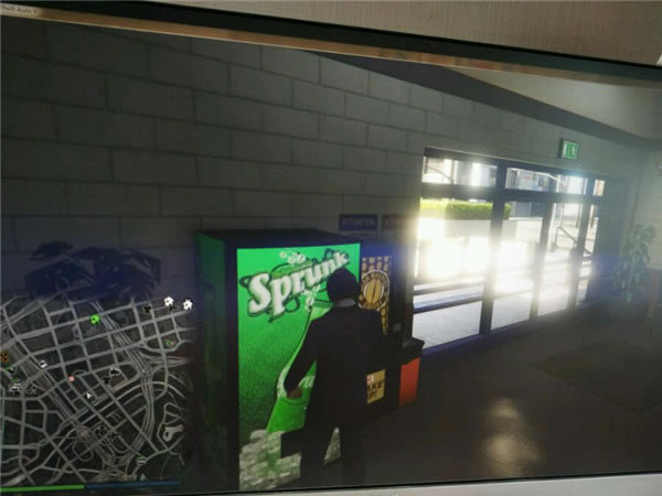 GTA5如何卡进警察局_侠盗猎车手5卡进警局办法图文详细攻略