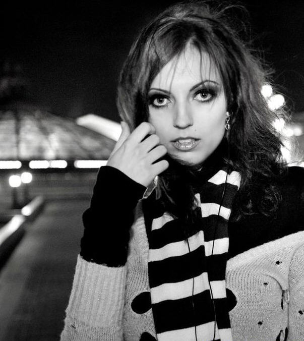 ���������3��Ů��������ͼ��