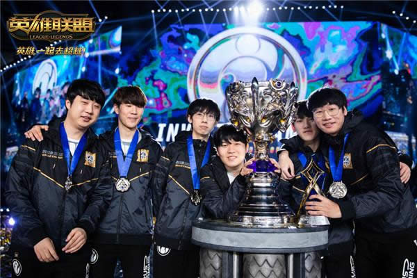 2018英雄联盟iG冠军庆典之月打开 2018英雄联盟iG冠军庆典之月活动列表