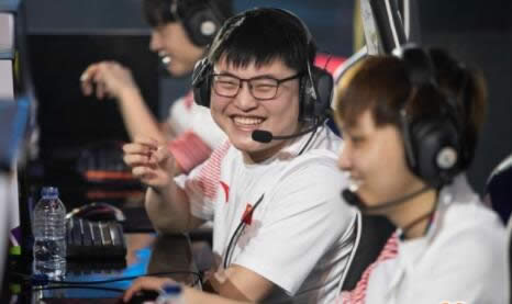 lol2018���˻������Ƶ�ط���ʲô�ط��￴ lol2018���˻������Ƶ�طŵ�ַ