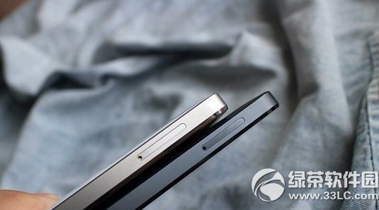 小米4黑色好看还是白色好看?小米4黑色白色比较图